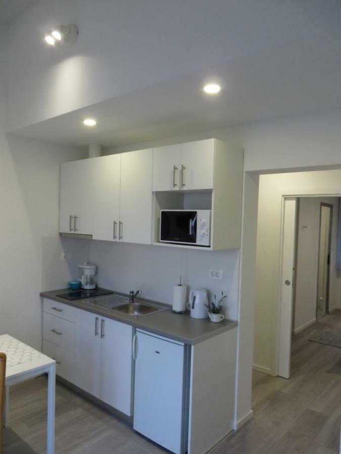 Apartmani Raos Dugi Rat Eksteriør billede